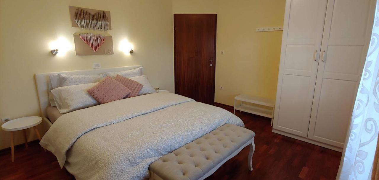 Apart-Villa Roma Nova Gorica Exterior photo